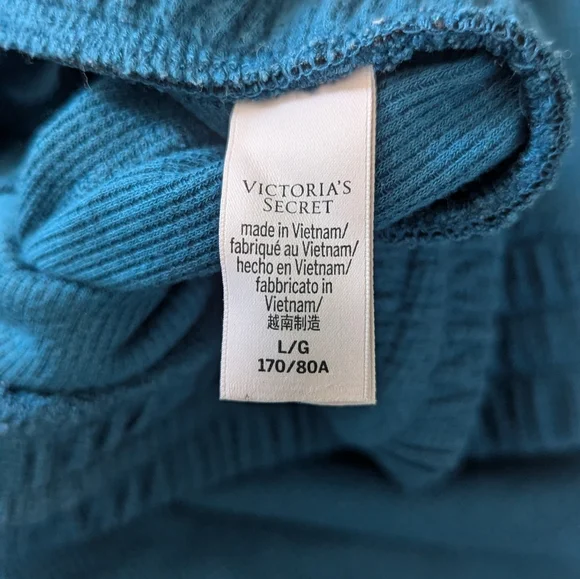 ❤️ Victoria's secret waffle weave PJ set Long sleeve hoodie drawstring shorts - Picture 3 of 4